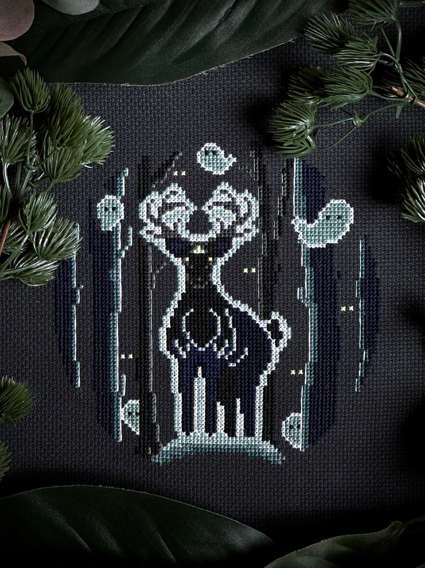 Wild Hunt Round - PDF Cross Stitch Pattern