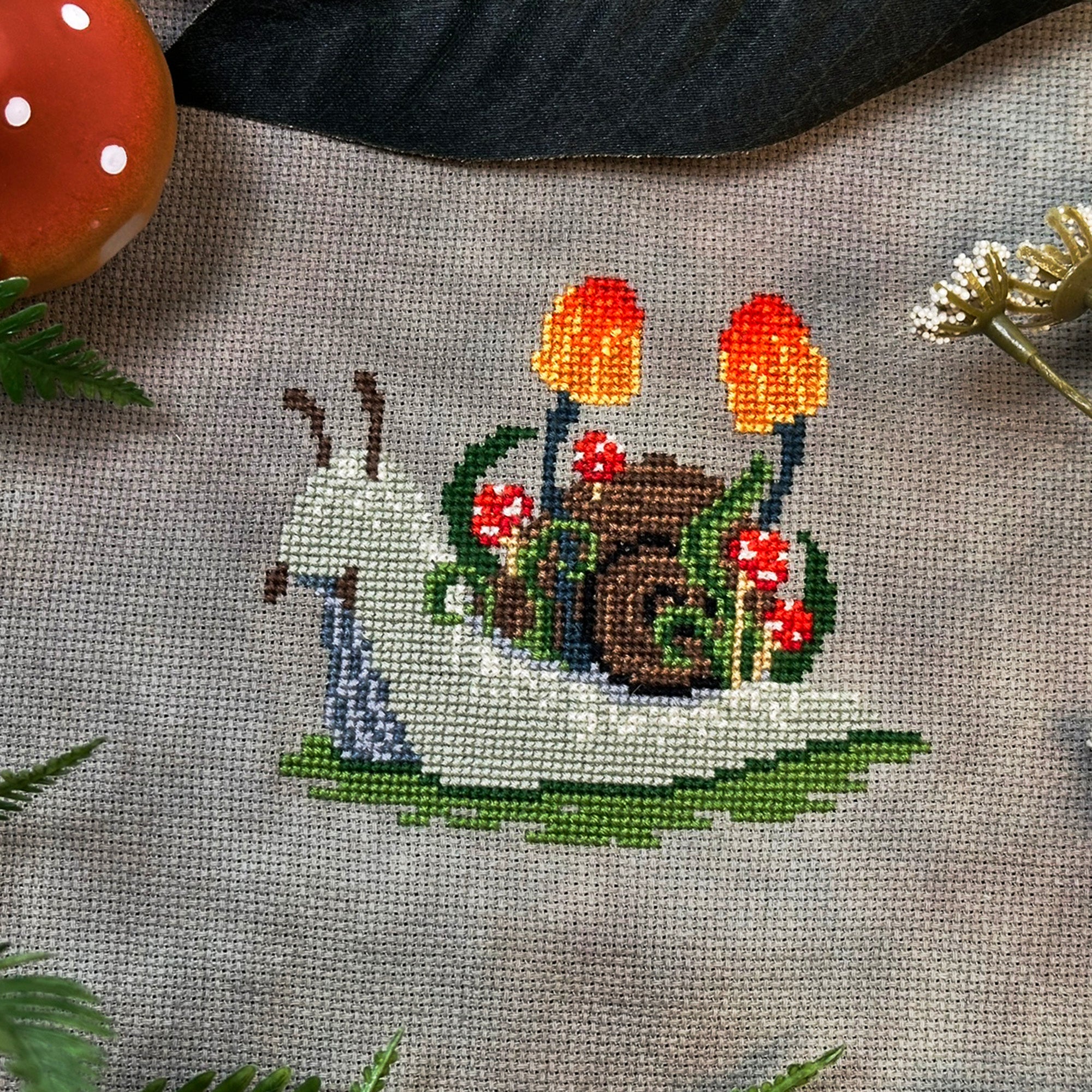 Mushroom Snail - PDF Cross Stitch Pattern – TheStitchCrypt